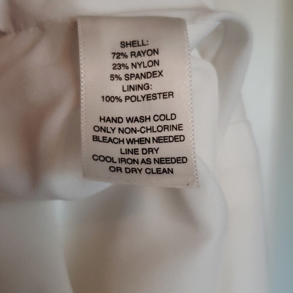 White House Black Market white pencil skirt - Picture 5 of 5